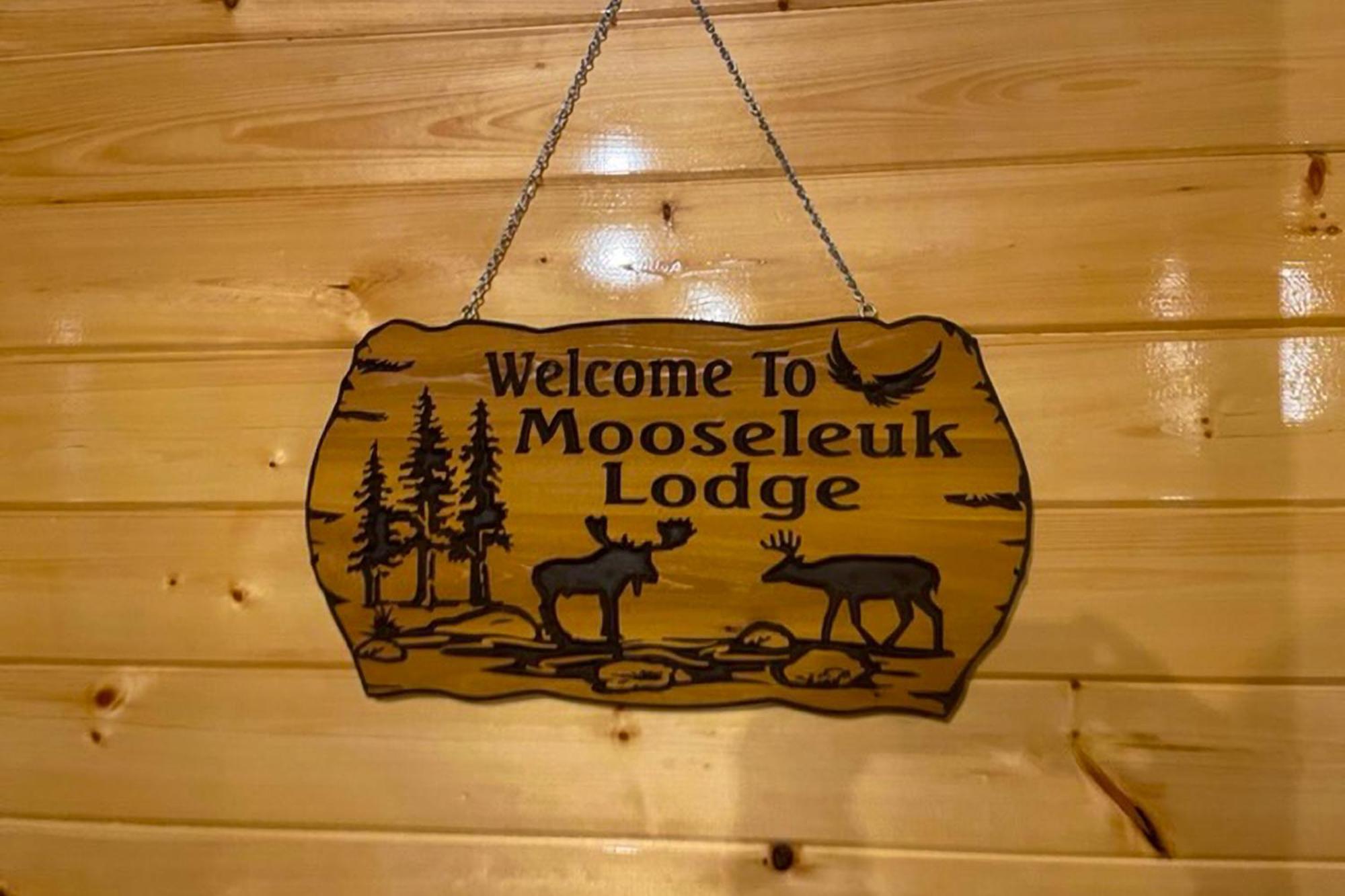 The Highlands Mooseleuk Lodge מראה חיצוני תמונה